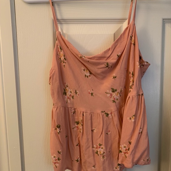 American Eagle Cropped Floral Tank - Picture 6 of 6